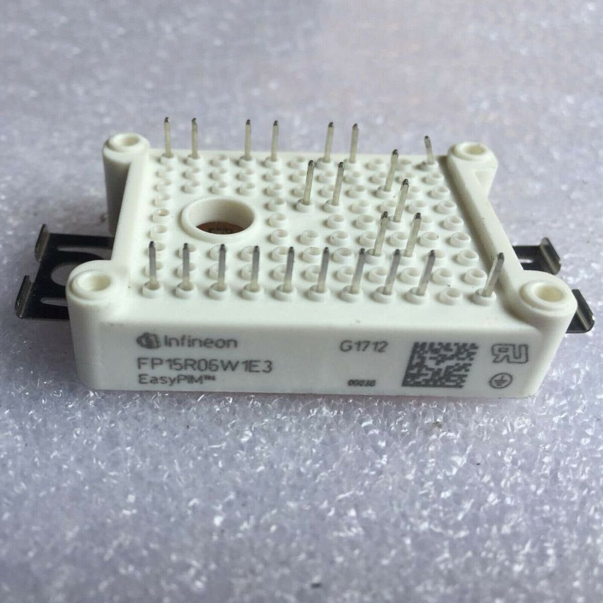 Infineon FP15R06W1E3 The Component Centre