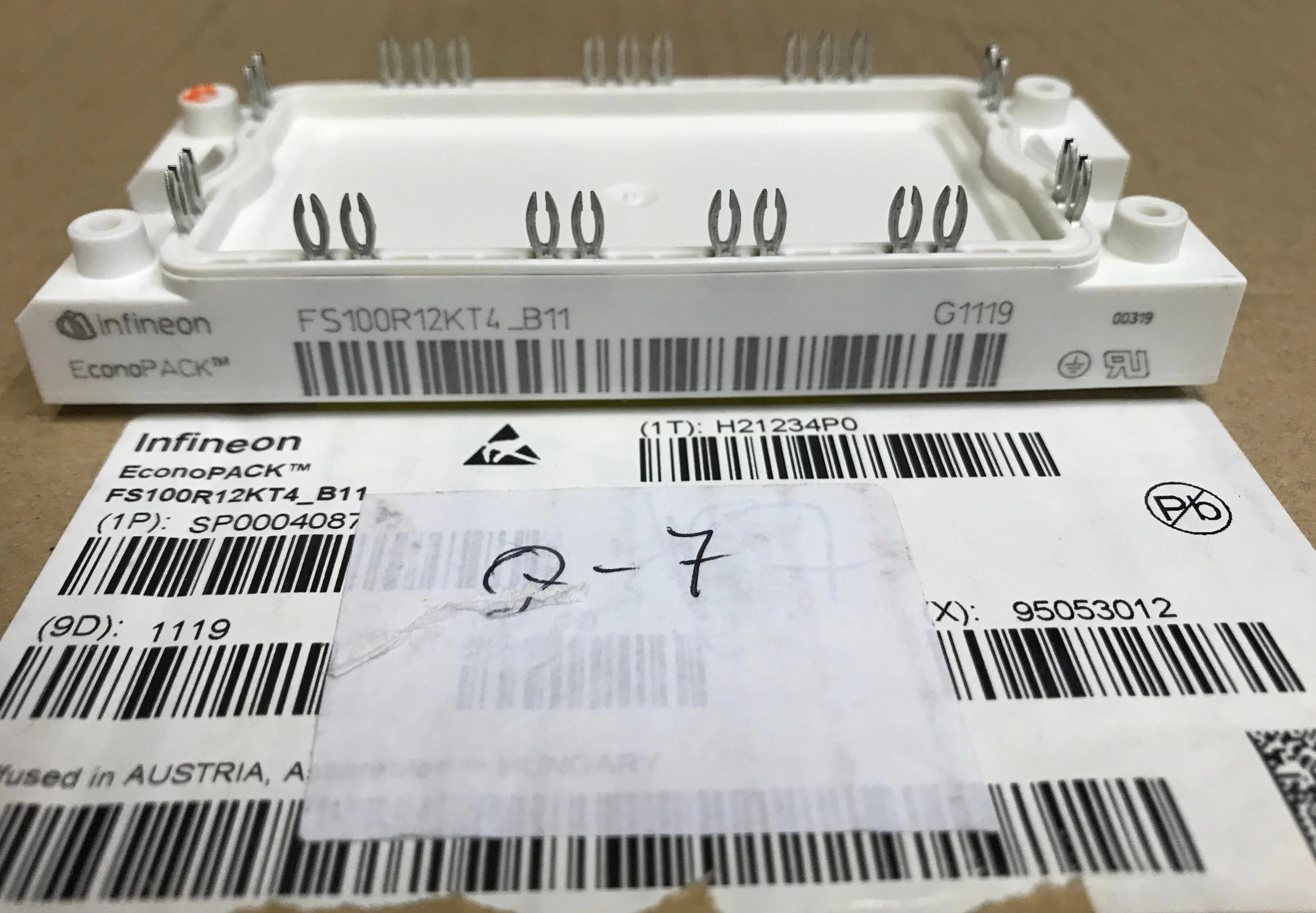 Infineon FS100R12KT4-B11 1200V 100A IGBT Module